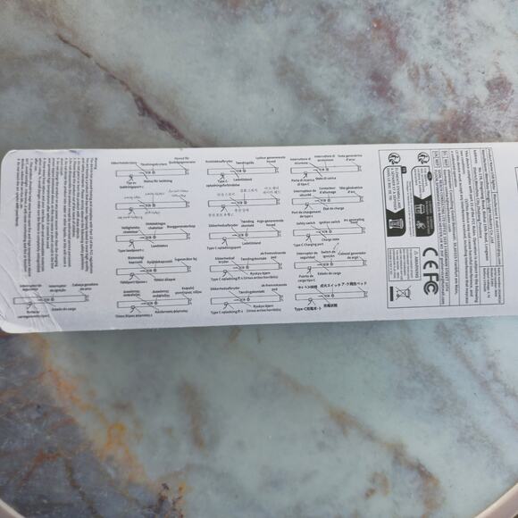 Candle electric recharger lighter
Rose Gold Color
7.87’ x 0.63’
Pulse ignition - Picture 2 of 2